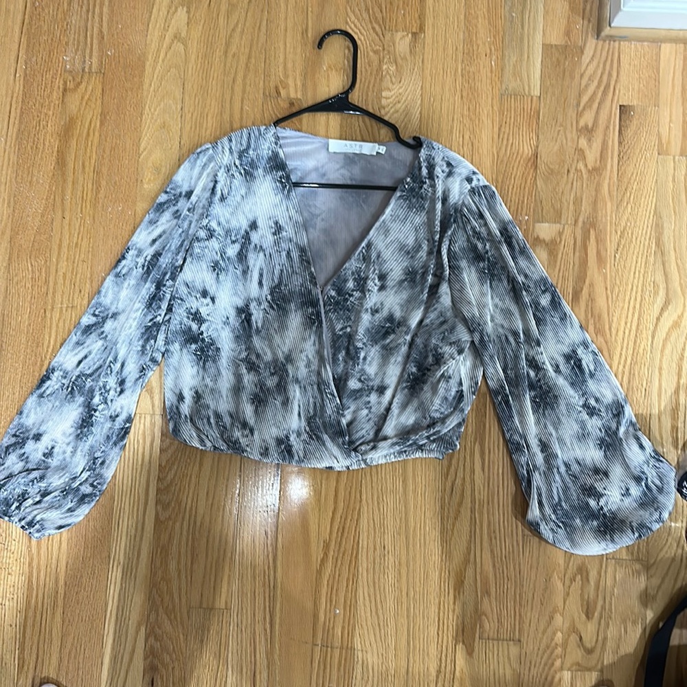 ASTR The Label Crop Top
